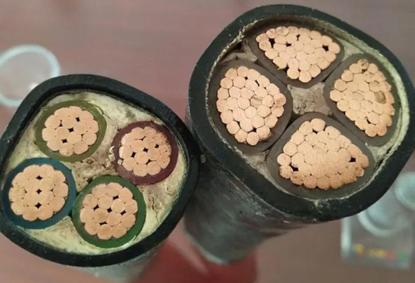 南方一線電線電纜淺談高柔性電纜發生火災事故的原因.jpg 南方一線電線電纜淺談高柔性電纜發生火災事故的原因.jpg